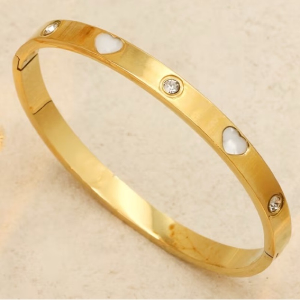 Heart Gold Plated Stainless Steel With Cubic Zirconia Bangle/Bracelet